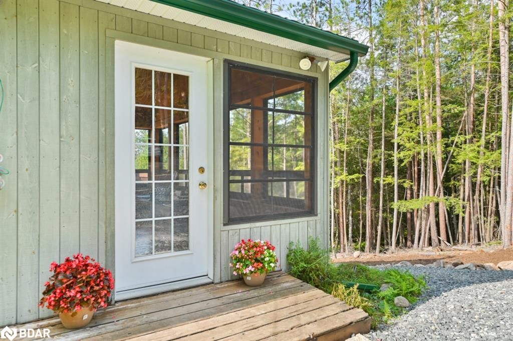 Single Family Residence sold at 660 Thirty Island Road, Cloyne, ON, K0H 1L0 - Addington Highlands - MLS: 40574135