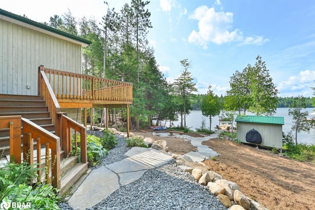 Single Family Residence sold at 660 Thirty Island Road, Cloyne, ON, K0H 1L0 - Addington Highlands - MLS: 40574135