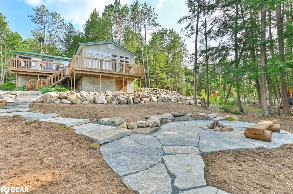 Single Family Residence sold at 660 Thirty Island Road, Cloyne, ON, K0H 1L0 - Addington Highlands - MLS: 40574135