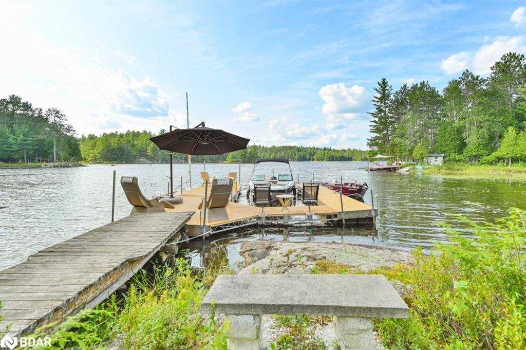 Single Family Residence sold at 660 Thirty Island Road, Cloyne, ON, K0H 1L0 - Addington Highlands - MLS: 40574135