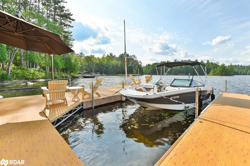 Single Family Residence sold at 660 Thirty Island Road, Cloyne, ON, K0H 1L0 - Addington Highlands - MLS: 40574135