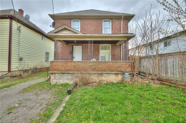 45 Pine Street N