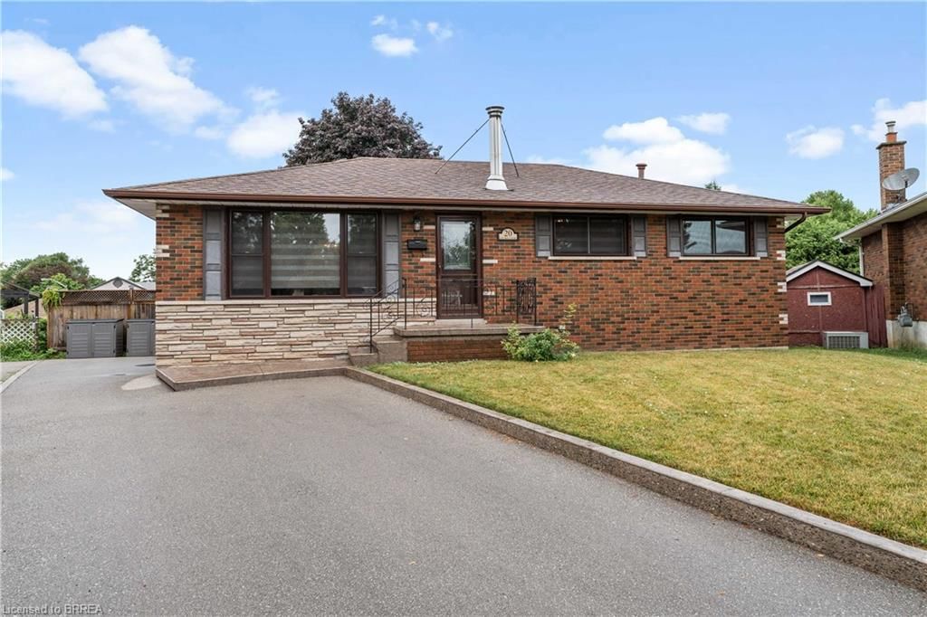 Single Family Residence sold at 20 Gillrie Court, Brantford, Fairview/Greenbrier, N3R 2Z9 - MLS: 40577124