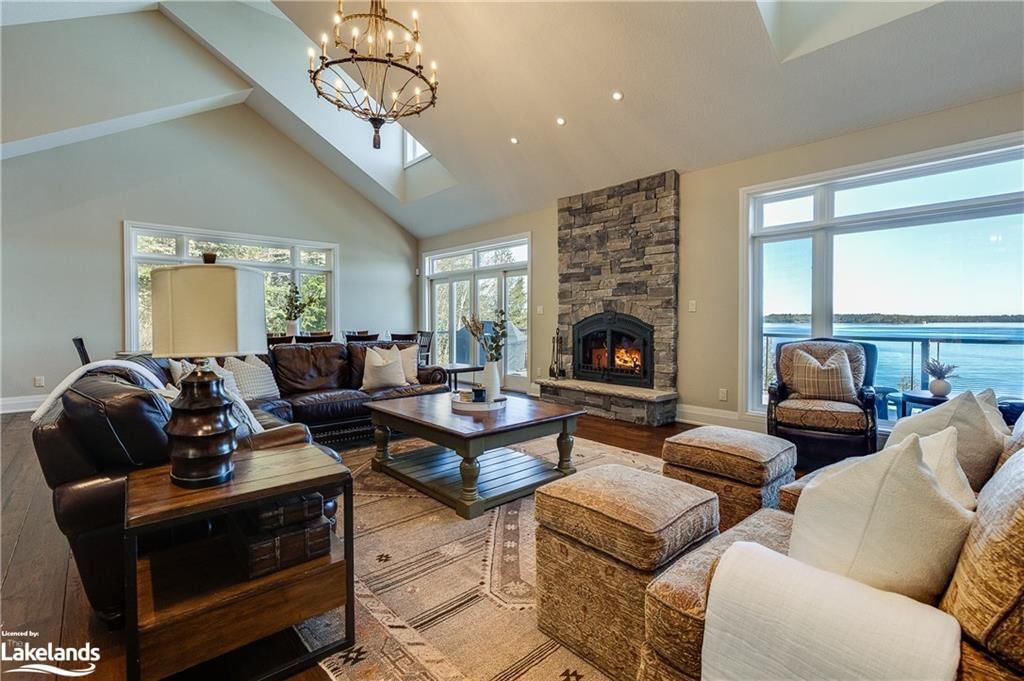 Single Family Residence sold at 11-4916 Muskoka Road 169, Muskoka Lakes, Medora, P0B 1J0 - MLS: 40586110