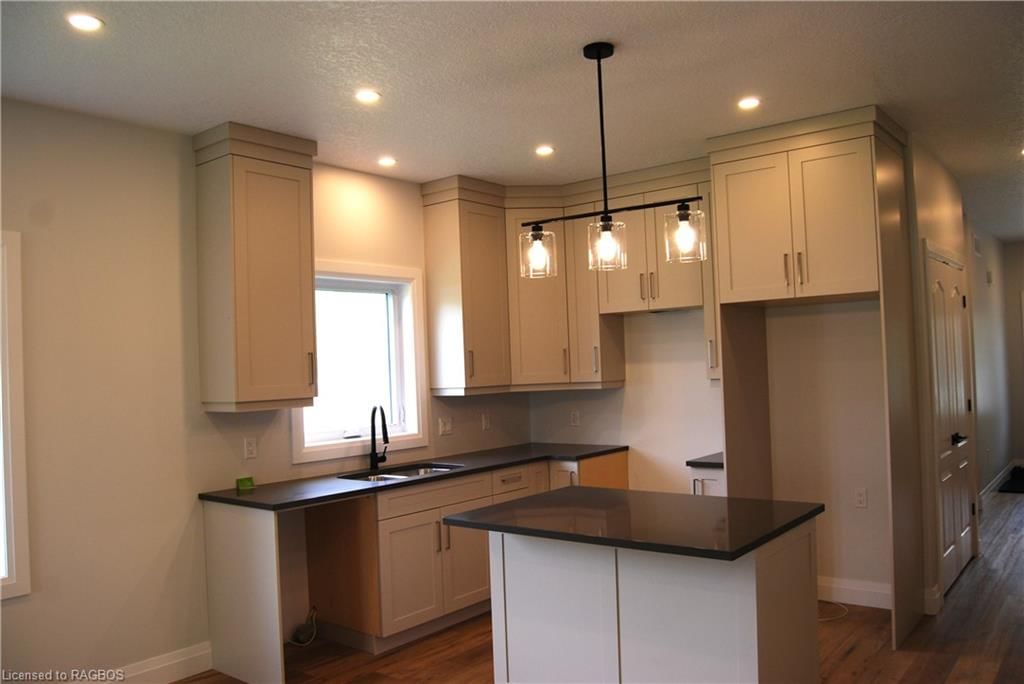 Single Family Residence sold at 25 William Street, Clifford, ON, N0G 1M0 - Minto - MLS: 40586181