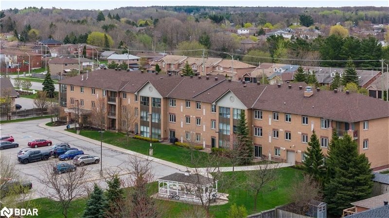 500 Mapleview Drive W #300, Barrie, Ontario (MLS 40589576)