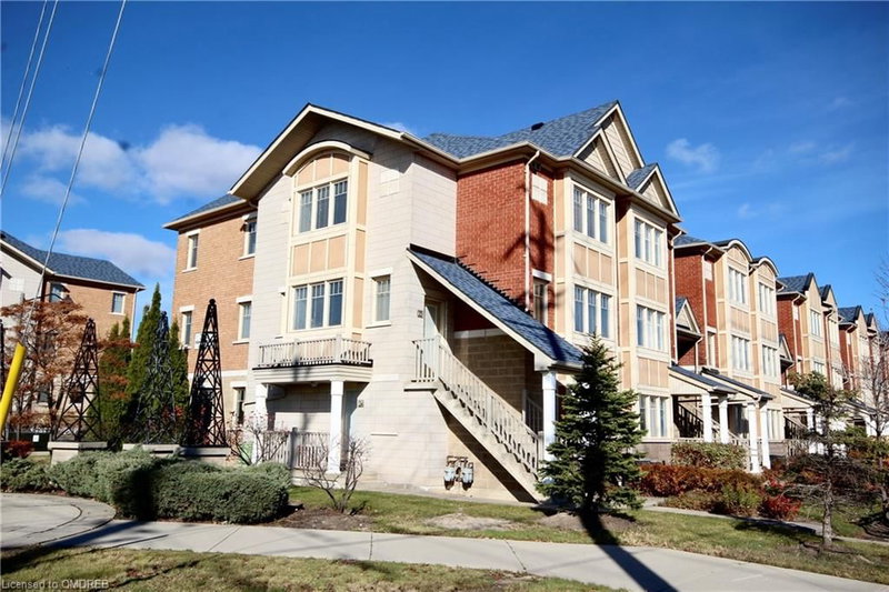 23 - 3985 Eglinton Avenue W