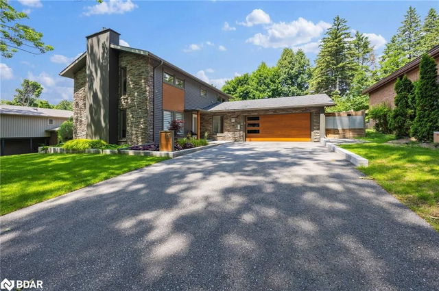 10 Shoreview Drive
