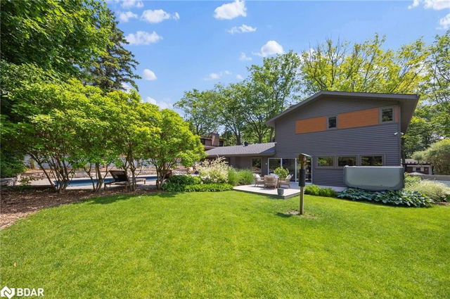 10 Shoreview Drive
