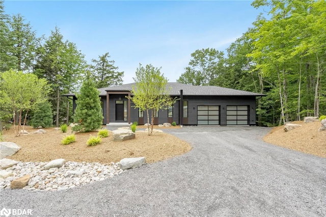 25 Deerhurst Highlands Drive