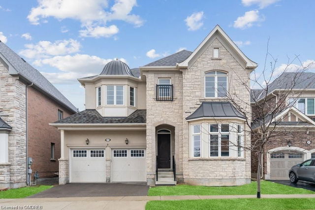 211 Magnolia Crescent