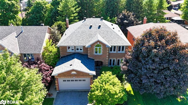 25 Grand Forest Drive