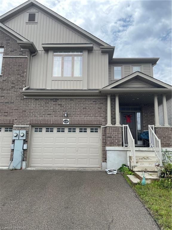 449 Avens Street