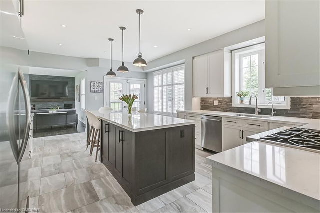 3 Country Lane Crescent