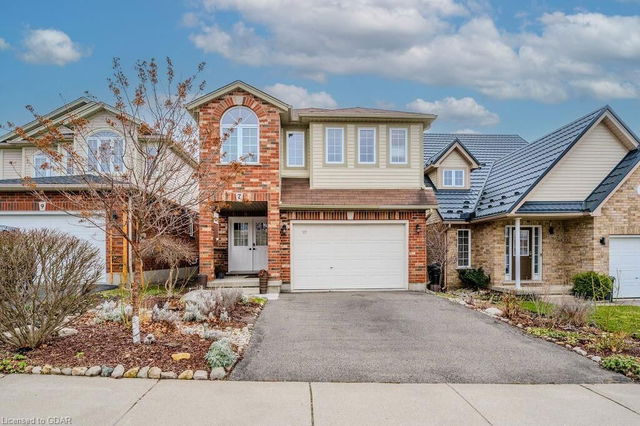 7 Henderson Drive