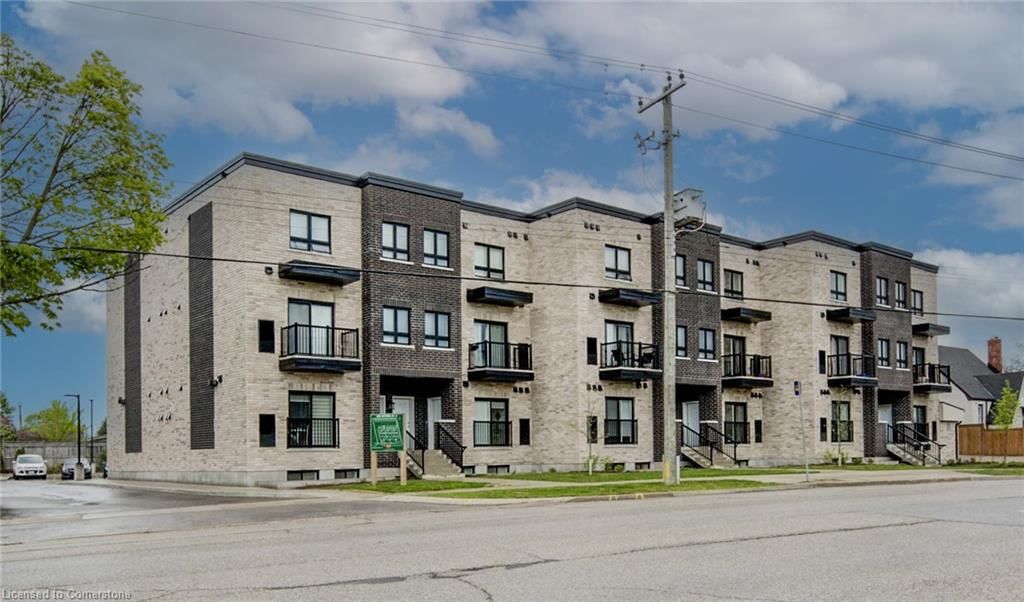 Row/Townhouse sold at 9-600 Victoria Street, Kitchener, Victoria Hills, N2M 0C3 - MLS: 40635193