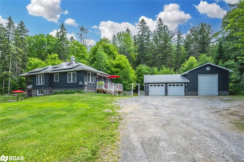 143 South Waseosa Lake Road, Huntsville, Ontario (MLS 40636307)