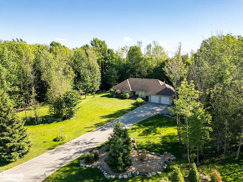 136 Algonquin Drive, Meaford, Ontario (MLS 40636626)