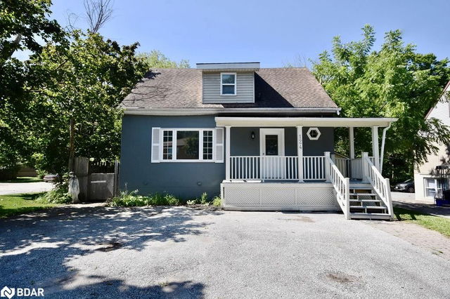 124 Berczy Street