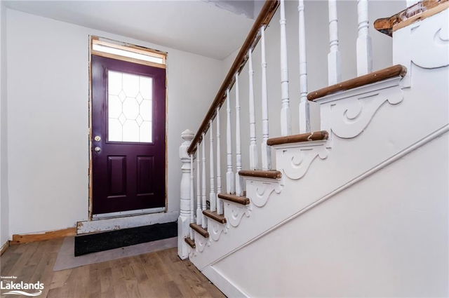 61 Robert Street W