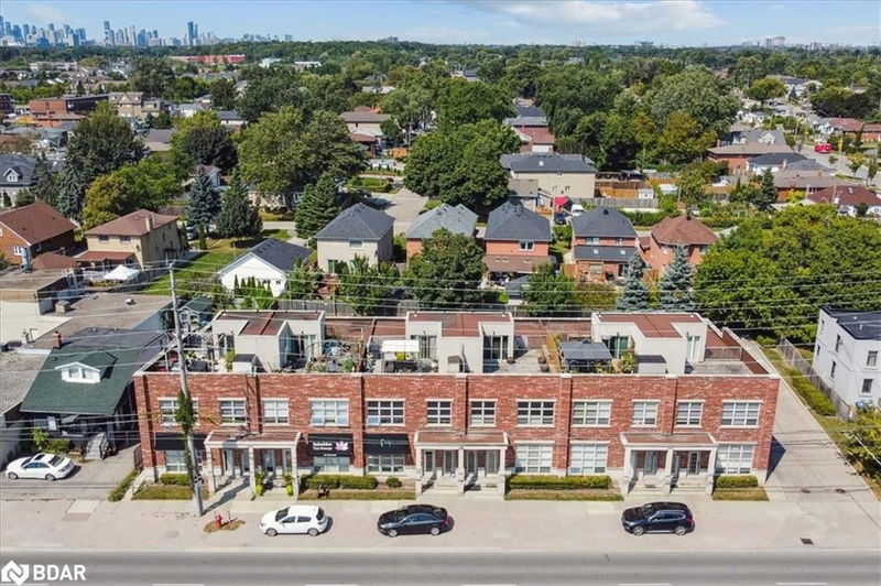 8 - 885 Lakeshore Road E