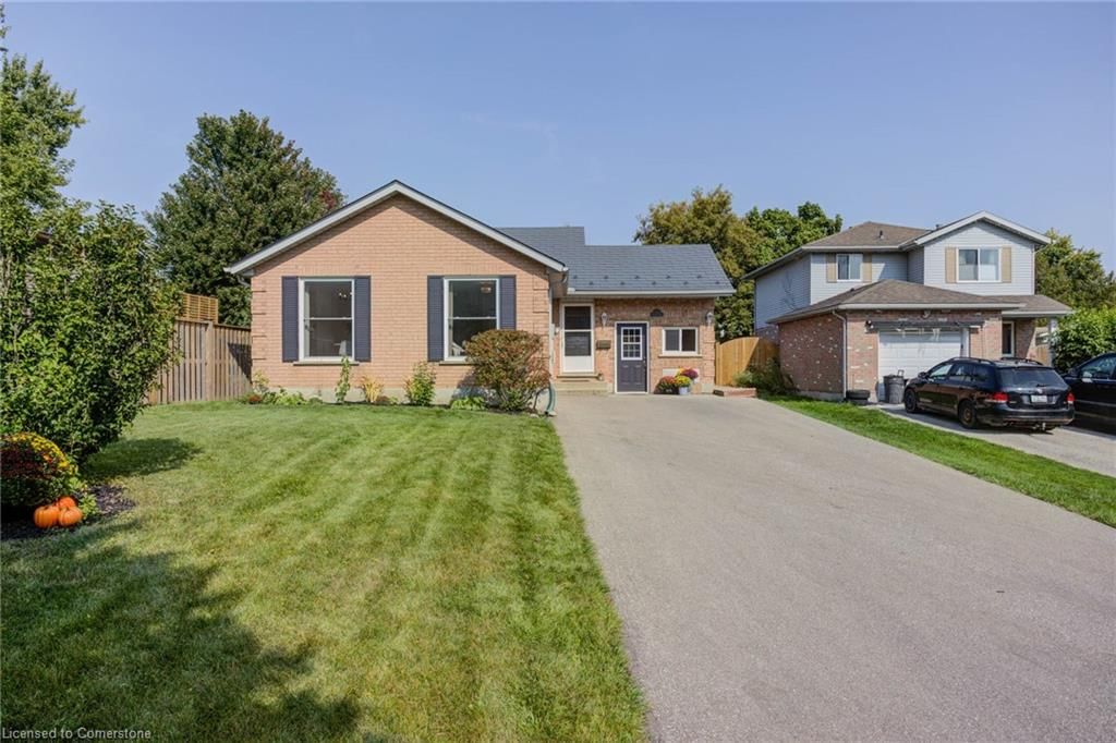 Single Family Residence sold at 24 Jantzi Place, New Hamburg, ON, N3A 1Y6 - New Hamburg - MLS: 40640298