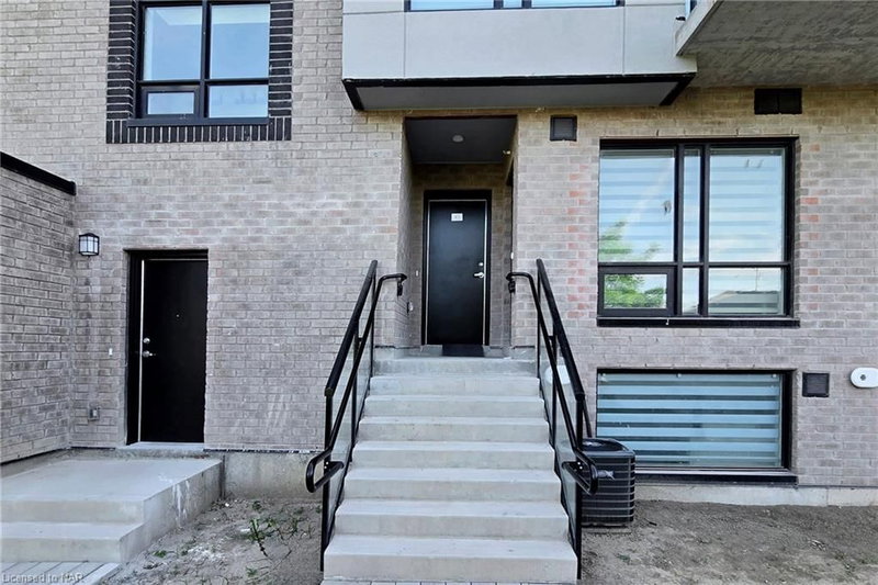 42 - 851 Sheppard Avenue W