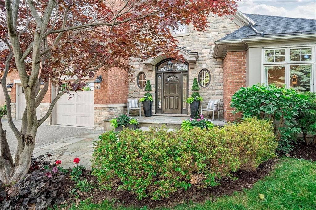 Single Family Residence sold at 645 Canyon Street, Mississauga, Lorne Park, L5H 4L9 - MLS: 40645852