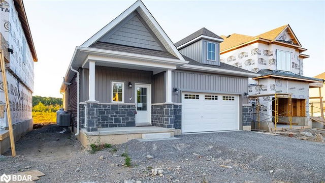 64 Hillcroft Way