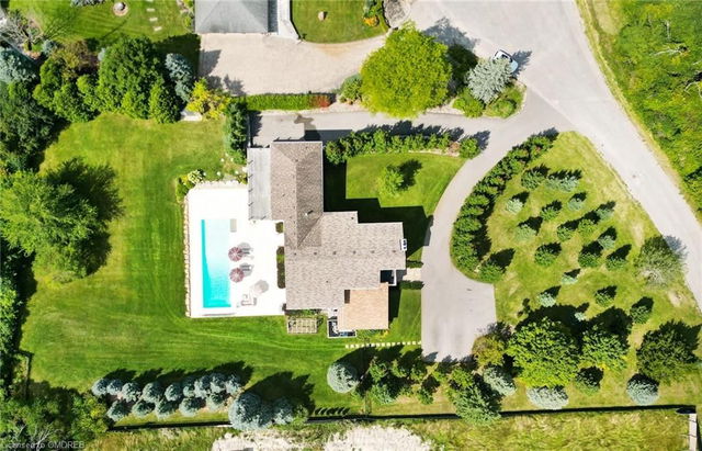 94 Simcoe Road