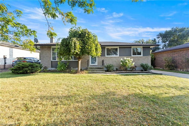 25 Rolling Acres Drive