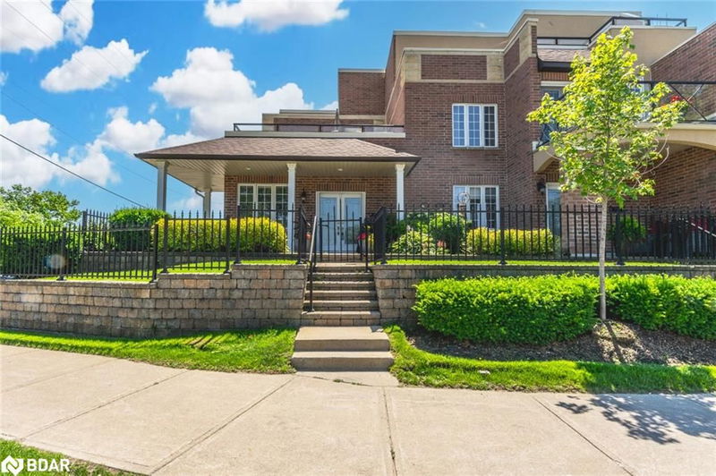 27 White Oaks Road
