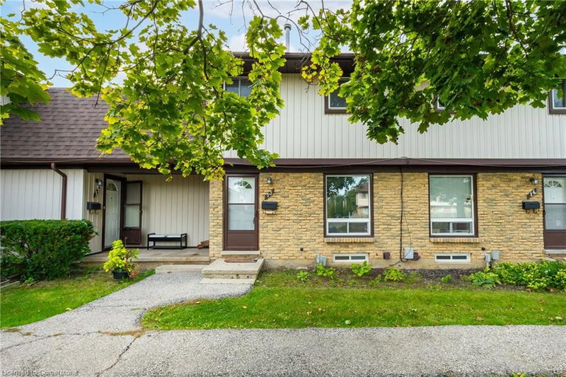 13 - 210 Glamis Road