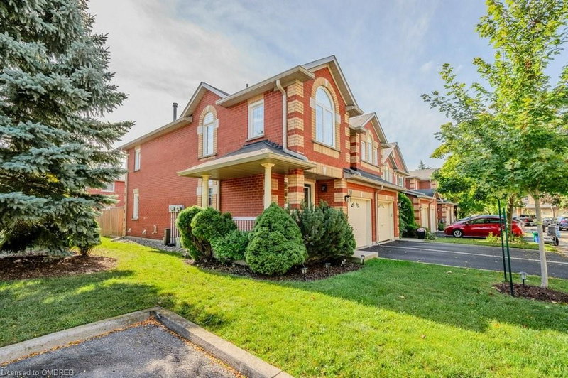 39 - 2022 Atkinson Drive
