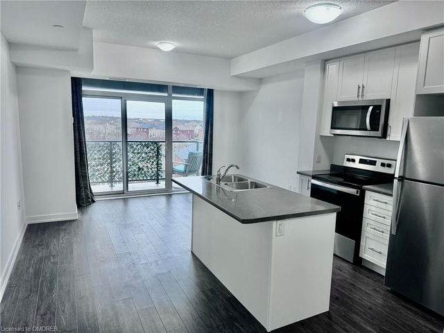 429 - 450 Dundas Street