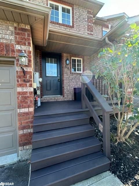 59 Lions Gate Boulevard Boulevard