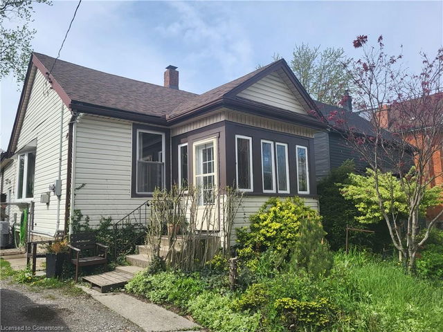 321 Charlton Avenue W
