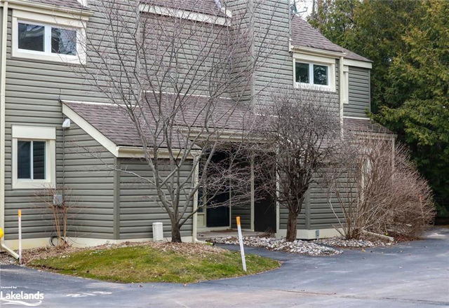 214 Escarpment Crescent