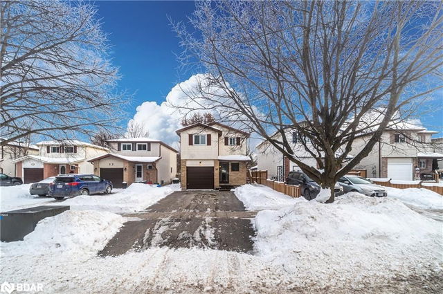39 Laurie Crescent