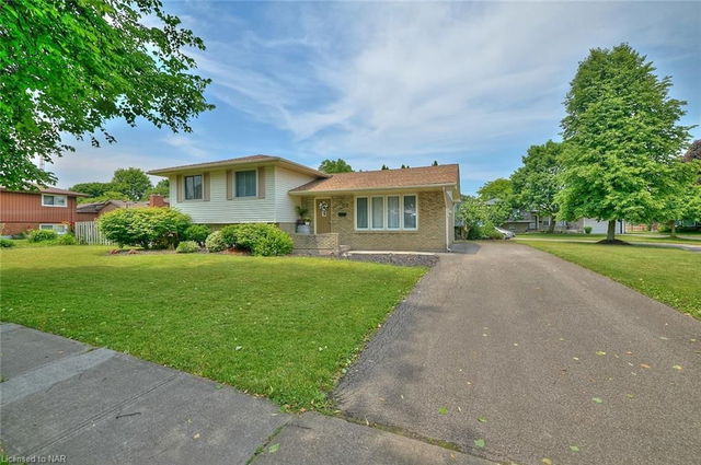 8 Wiltshire Boulevard
