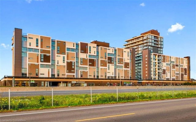 304 - 560 North Service Road