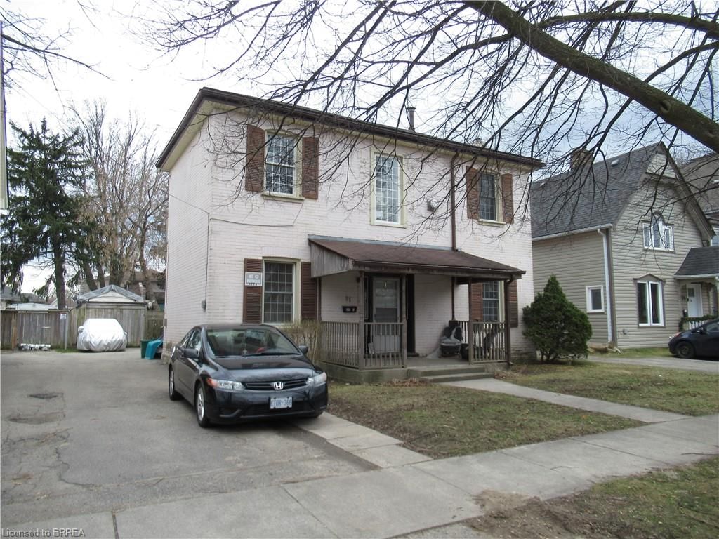Single Family Residence sold at 81 East Avenue, Brantford, Victoria/Arthur, N3S 3L6 - MLS: 40672550