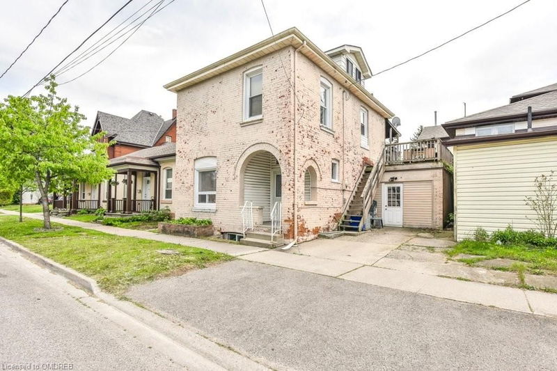 165 Nelson Street, Brantford, Ontario (MLS 40672855)