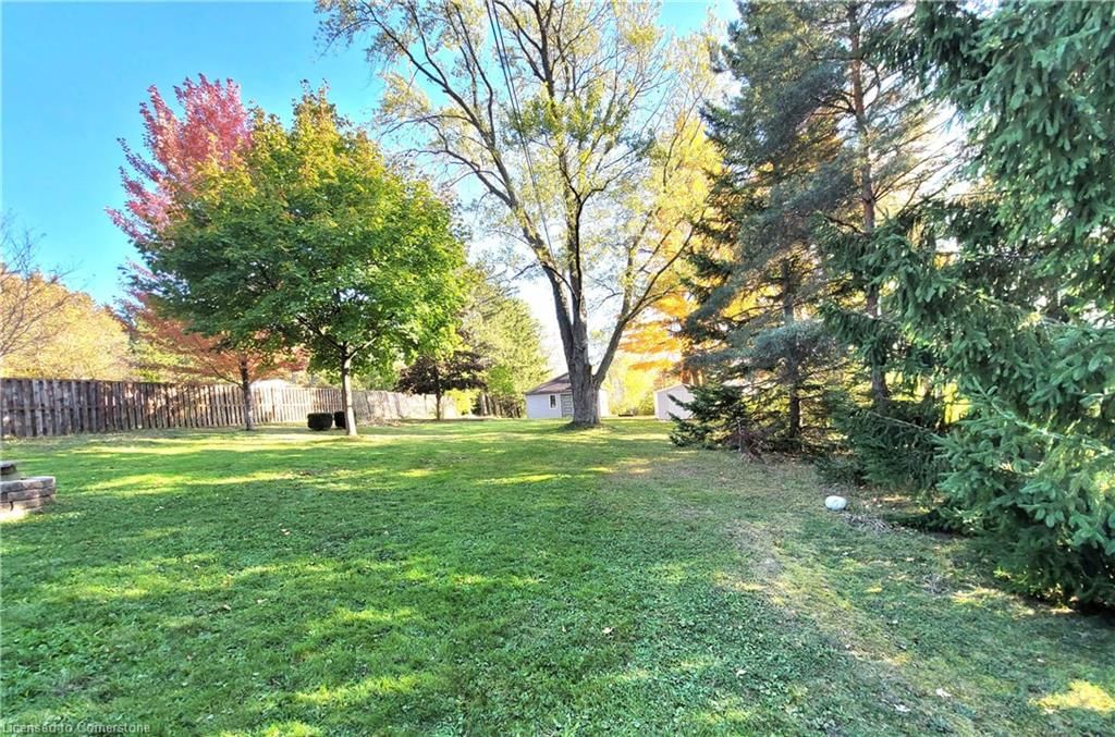 Single Family Residence sold at 111 Riverbank Drive, Cambridge, Maple Grove, Riverbank, Royal Oak, N3H 4R6 - MLS: 40673139