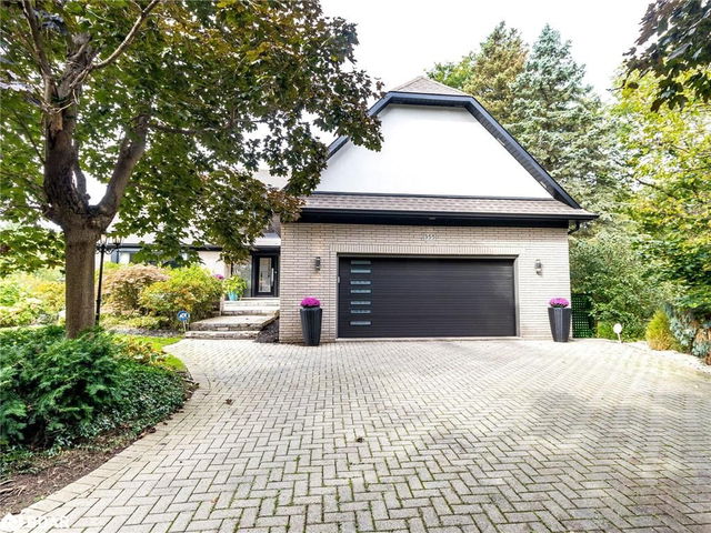 355 Golf Links Road
