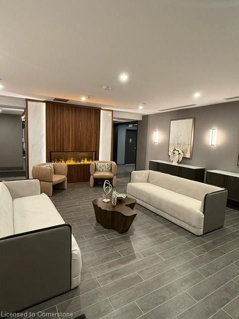Room2