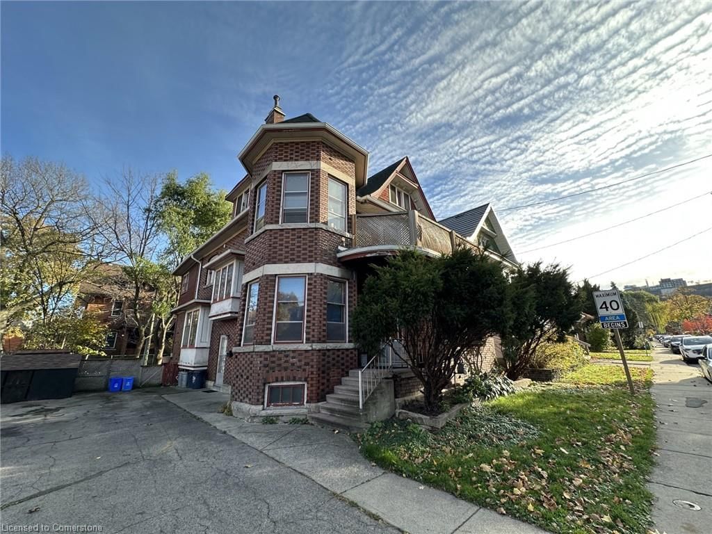 Single Family Residence leased at 3-119 Holton Avenue, Hamilton, St. Clair/Blakeley, L8M 2L6 - MLS: 40676495