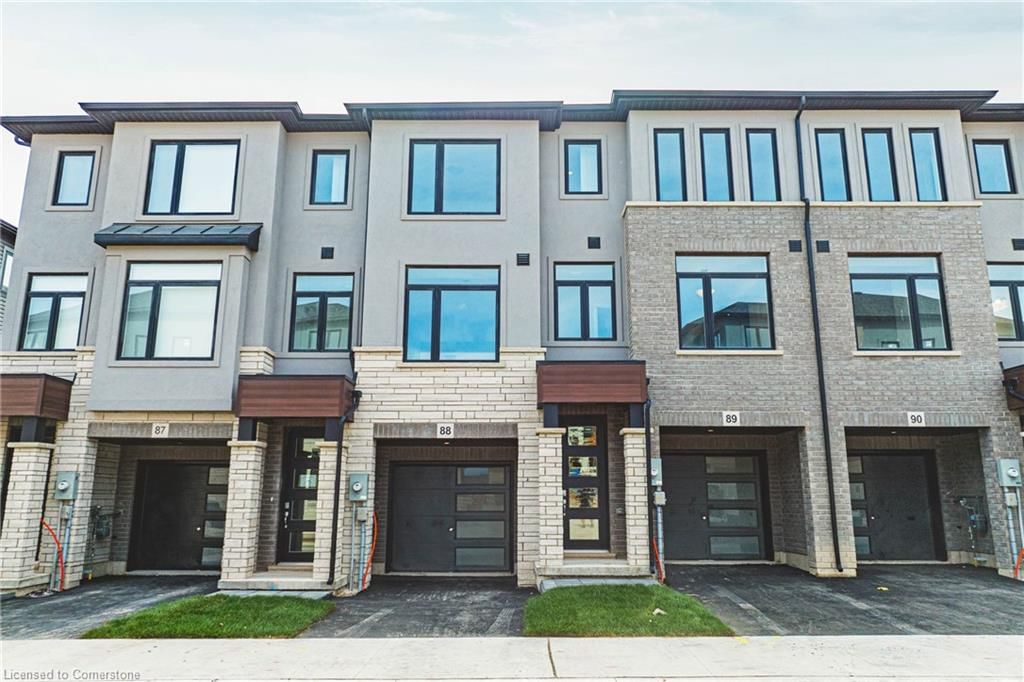 Row/Townhouse for sale at 88-155 Equestrian Way, Cambridge, Briardean/River Flats/Beaverdale, N3E 0E8 - MLS: 40676649