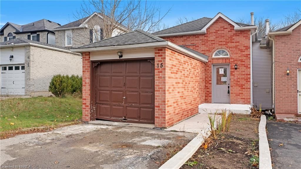 Single Family Residence sold at 15 D'aubigny Road, Brantford, D, N3T 6J2 - MLS: 40677121