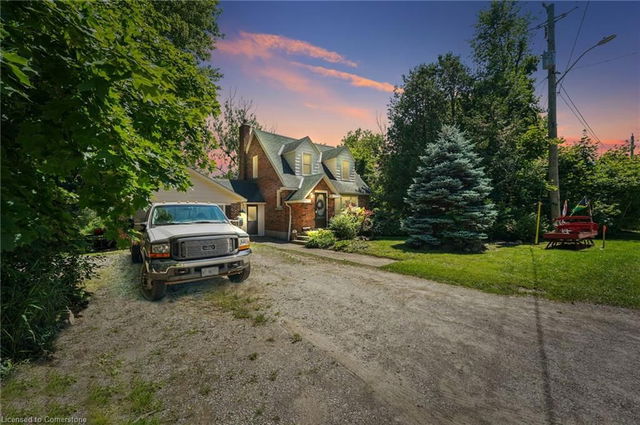 2156 15 Side Road